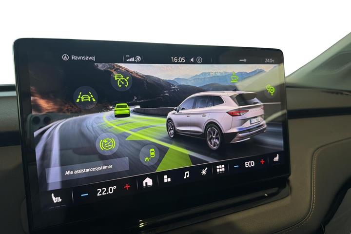 Hvid Skoda Enyaq fra 2021
