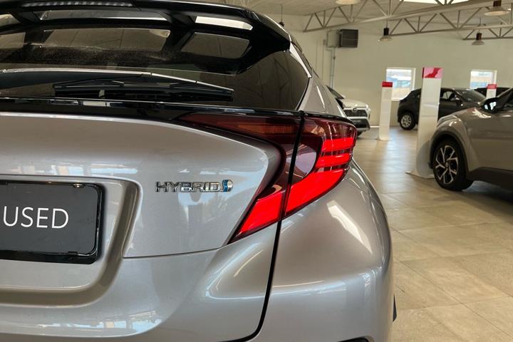 undefined Toyota C-HR fra 2020