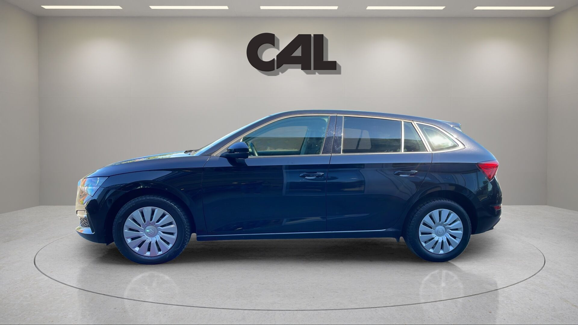 Sort Skoda Scala fra 2021