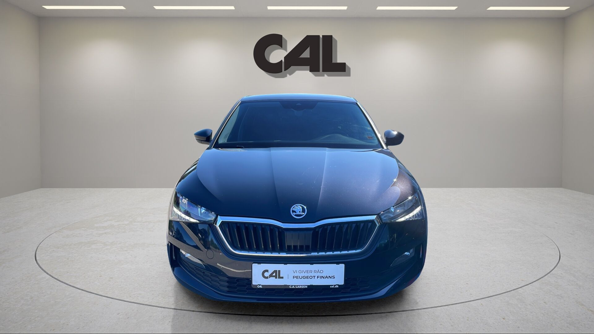 Sort Skoda Scala fra 2021