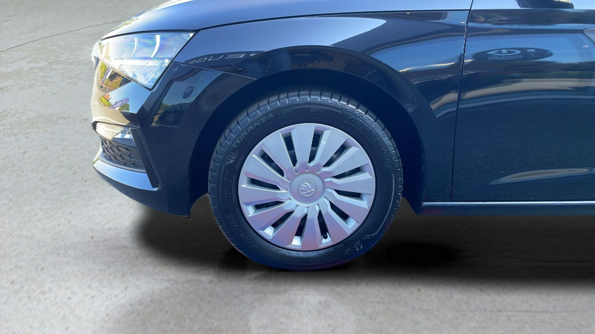 Sort Skoda Scala fra 2021