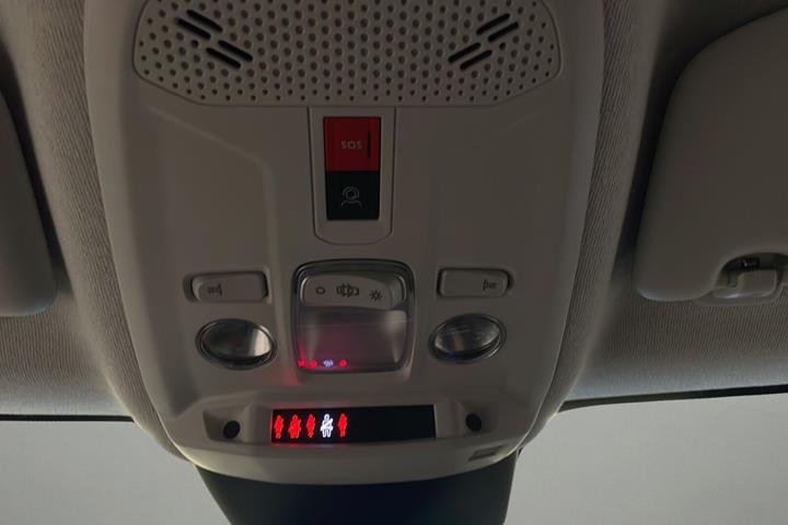 Sort Citroën C4 fra 2023