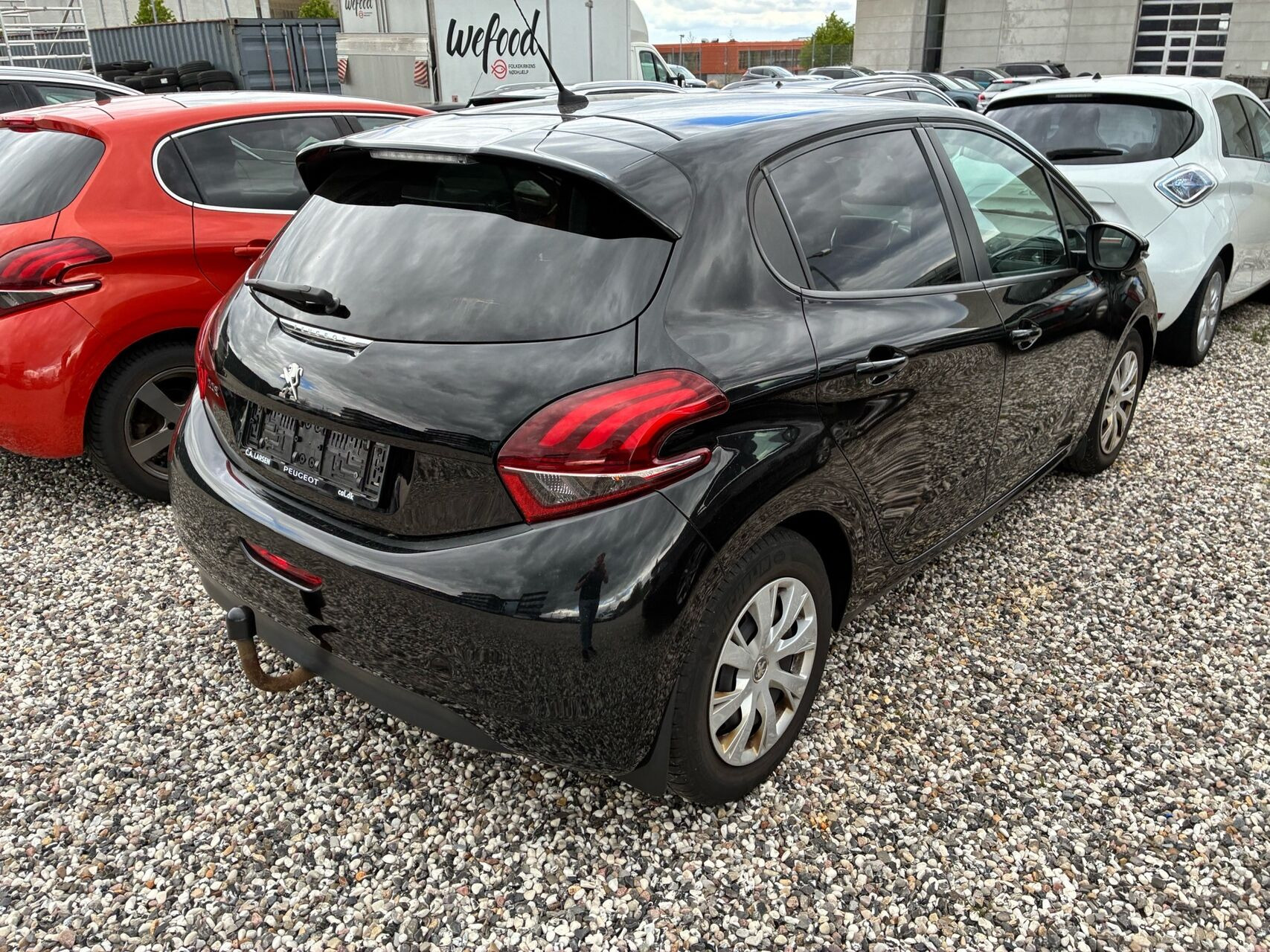 Sort Peugeot 208 fra 2018