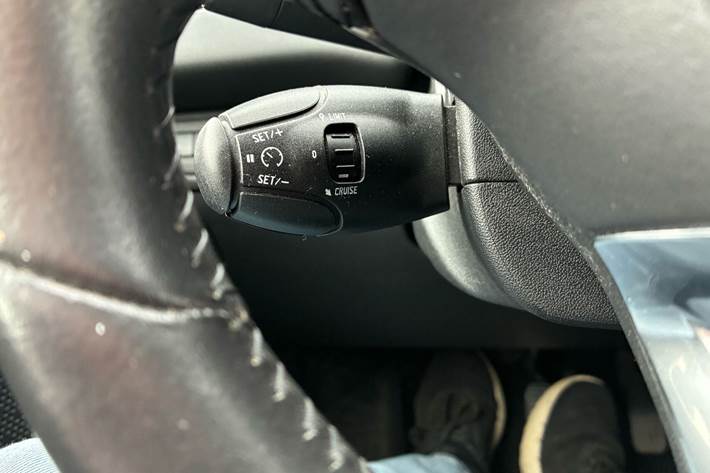 Sort Peugeot 208 fra 2018