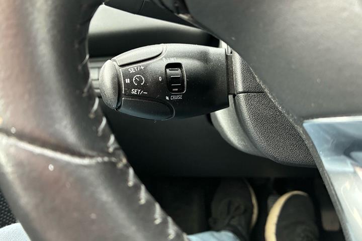 Sort Peugeot 208 fra 2018