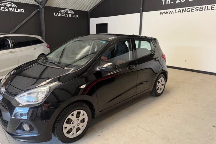 Sort Hyundai i10 fra 2014