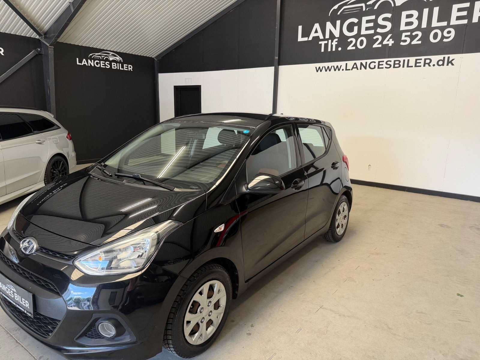 Sort Hyundai i10 fra 2014