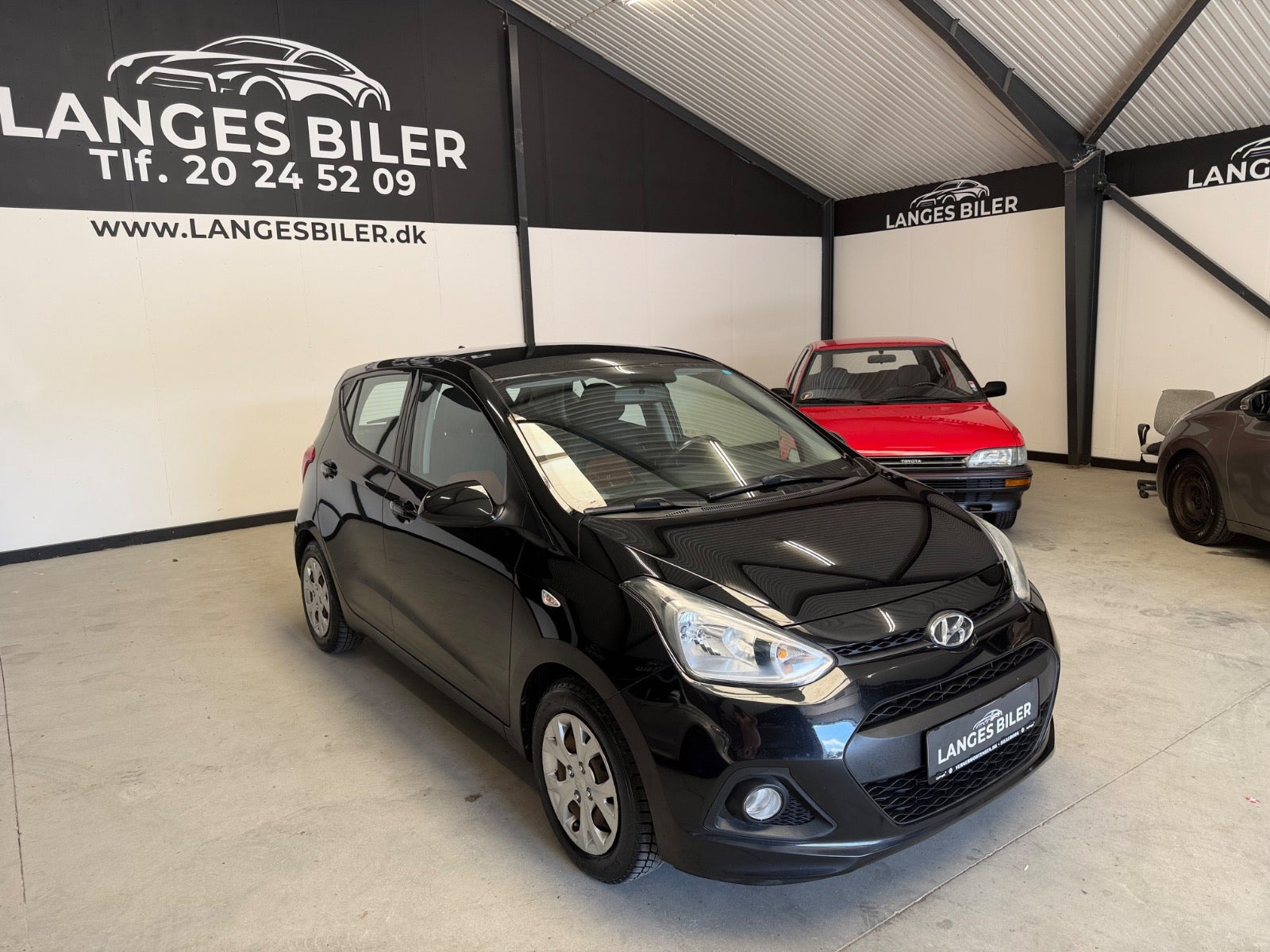 Sort Hyundai i10 fra 2014