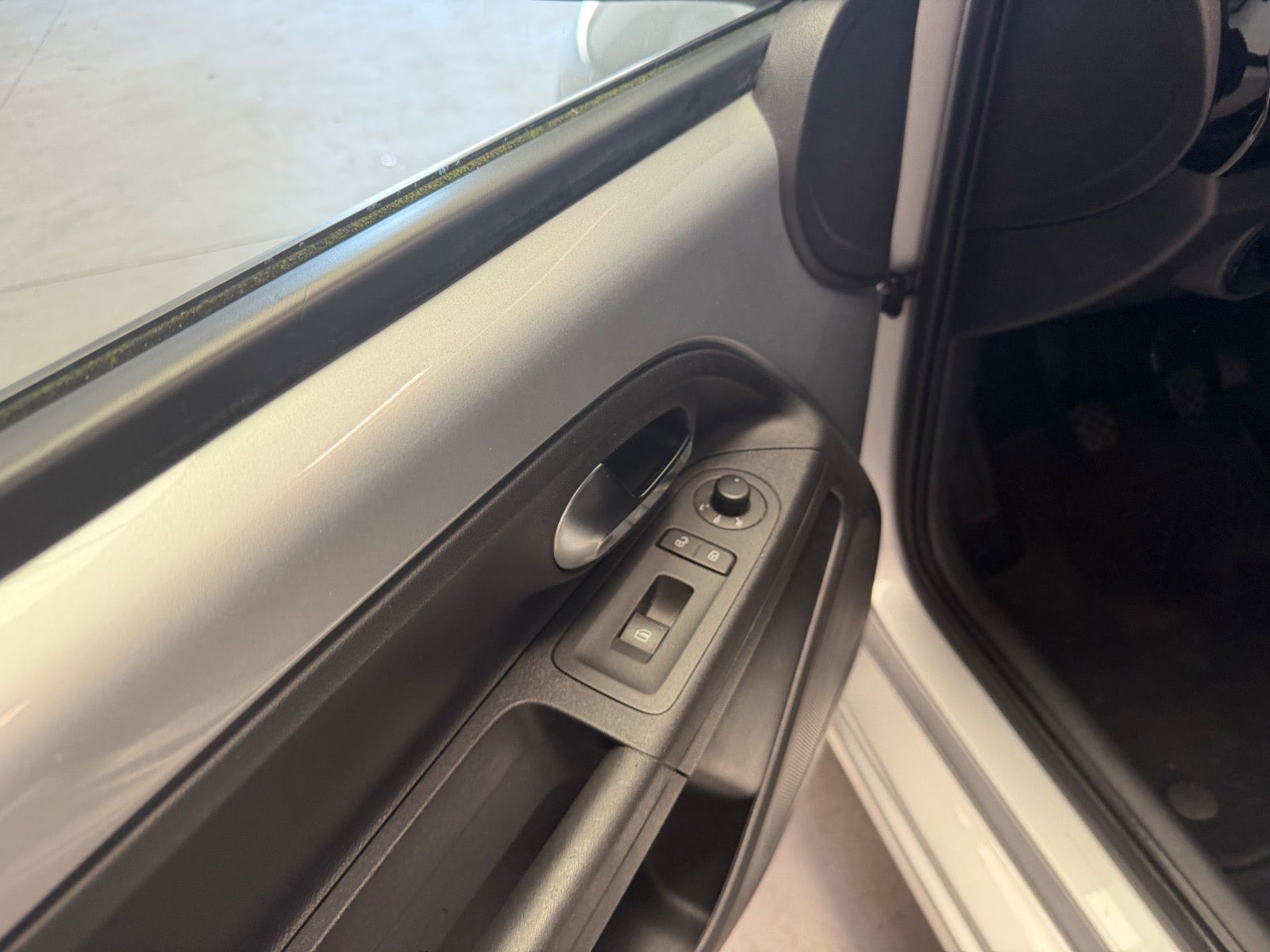 Sølv VW UP! fra 2014