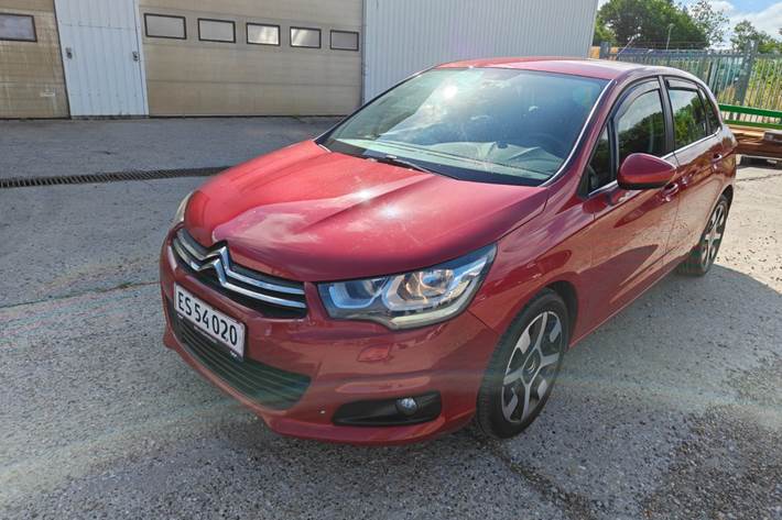 Gul Citroën C4 fra 2015