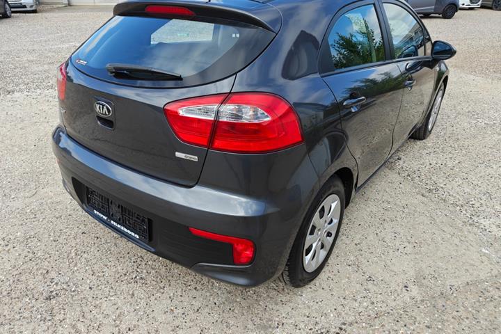 undefined Kia Rio fra 2015
