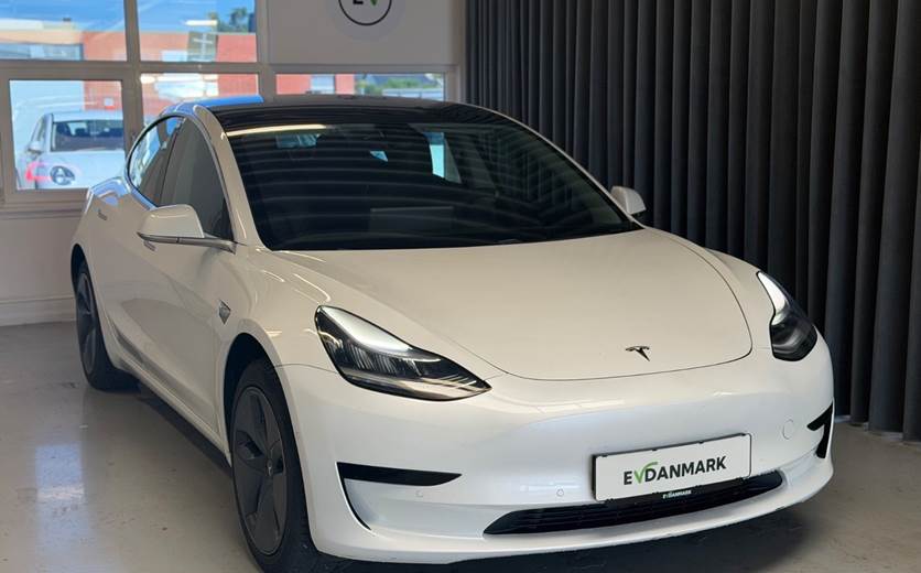 Tesla Model 3 Standard Range+ RWD