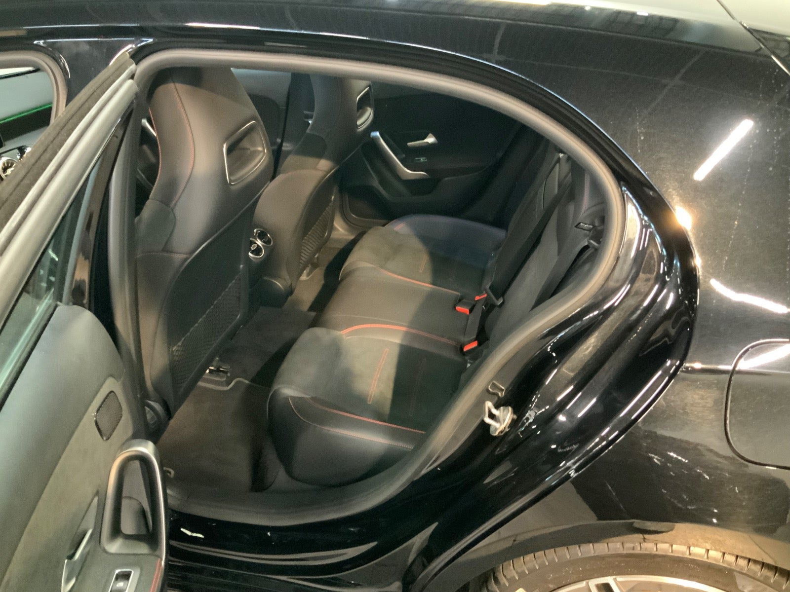 Sort Mercedes A200 fra 2019