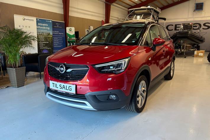 Rød Opel Crossland X fra 2020