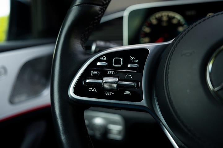 Sort Mercedes GLE350 de fra 2022