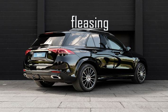 Sort Mercedes GLE350 de fra 2021