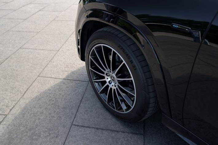 Sort Mercedes GLE350 de fra 2021