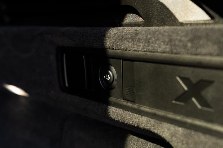 Sort BMW X5 fra 2023