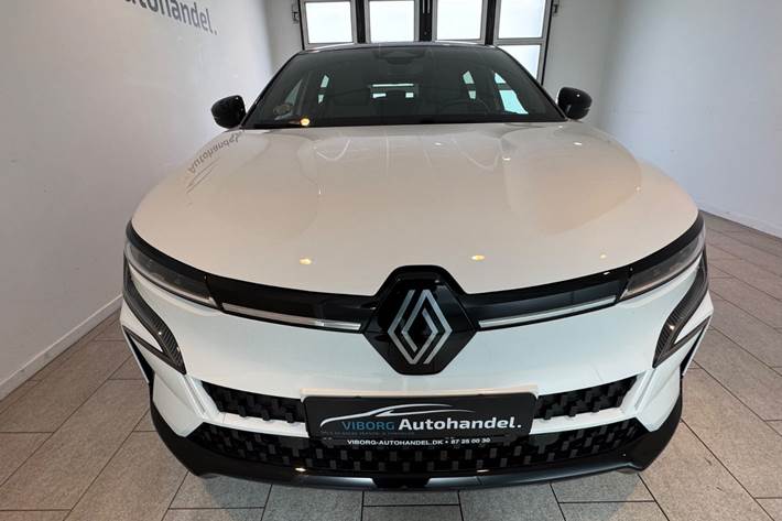 Hvid Renault Megane E-Tech fra 2023