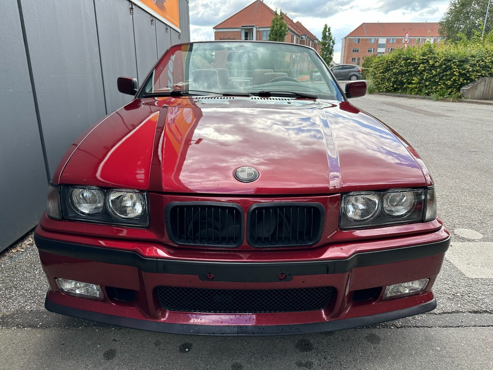 undefined BMW 325i fra 1993