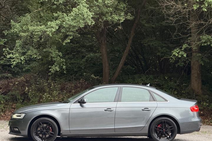 undefined Audi A4 fra 2013