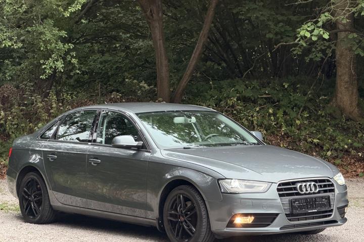 undefined Audi A4 fra 2013
