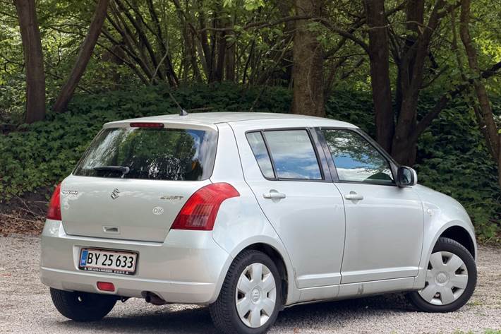 undefined Suzuki Swift fra 2006