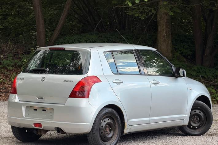 undefined Suzuki Swift fra 2005