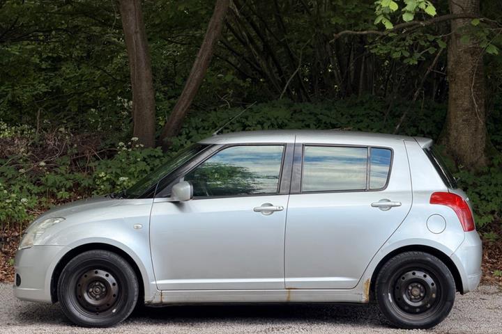 undefined Suzuki Swift fra 2005