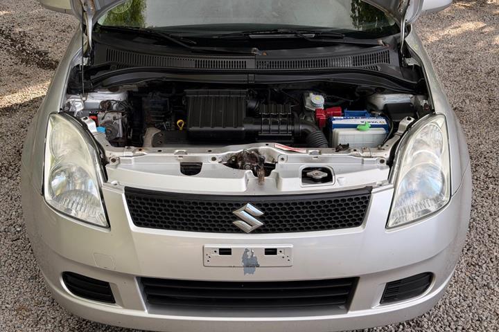 undefined Suzuki Swift fra 2005