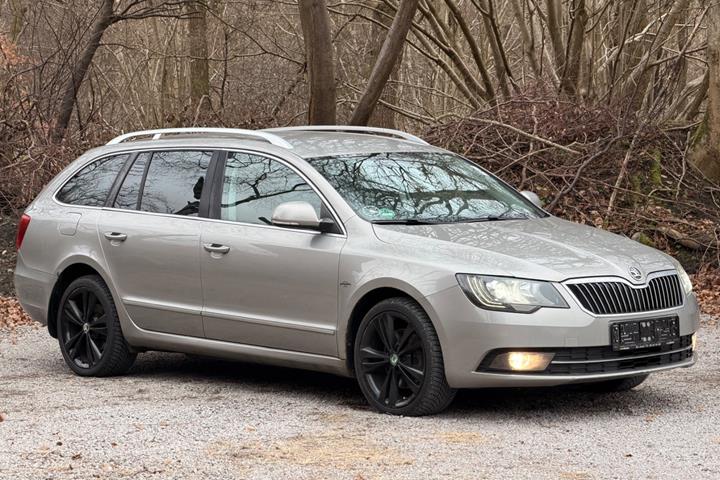 undefined Skoda Superb fra 2014