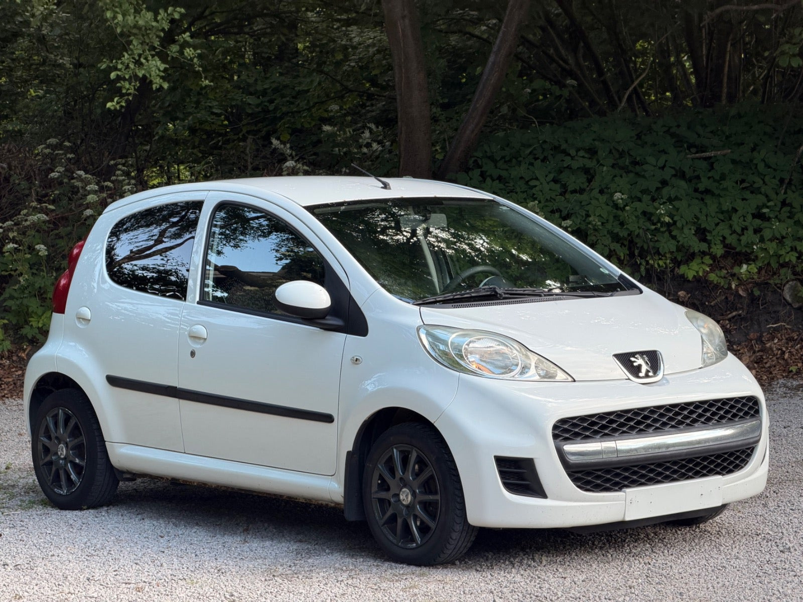 undefined Peugeot 107 fra 2011