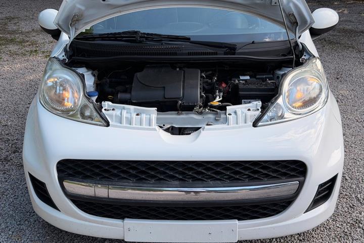 undefined Peugeot 107 fra 2011