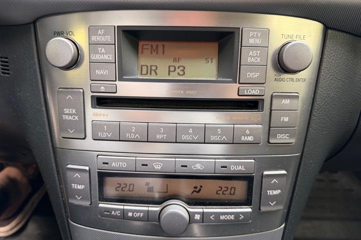 undefined Toyota Avensis fra 2008