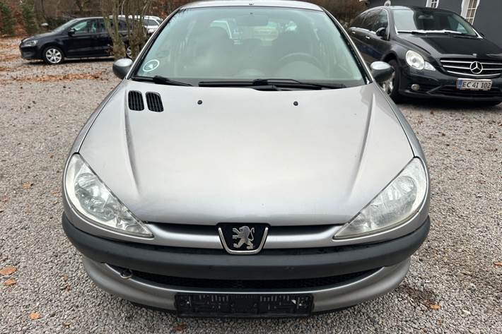 undefined Peugeot 206 fra 2005