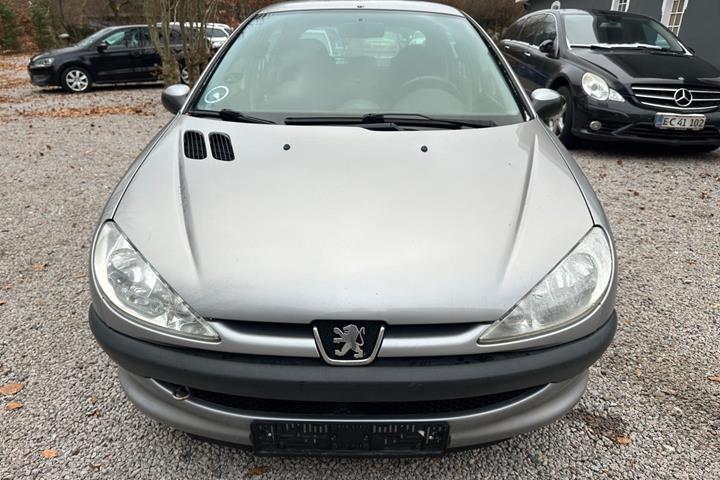 undefined Peugeot 206 fra 2005