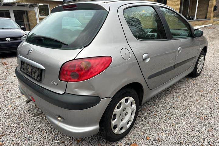 undefined Peugeot 206 fra 2005