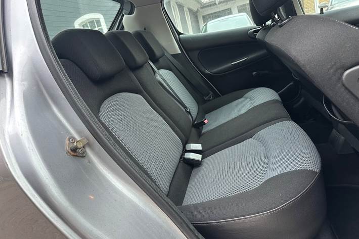 undefined Peugeot 206 fra 2005