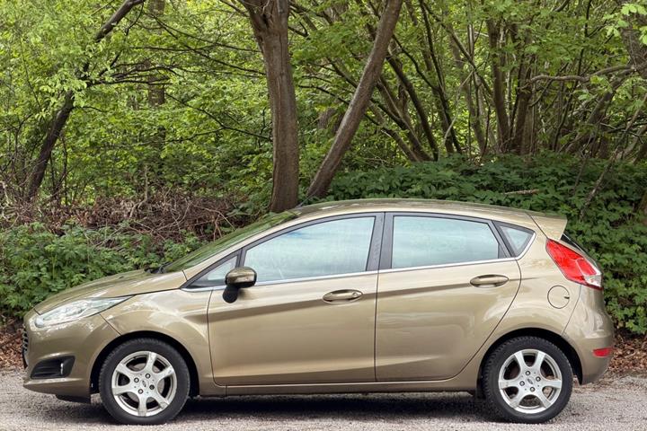 undefined Ford Fiesta fra 2013