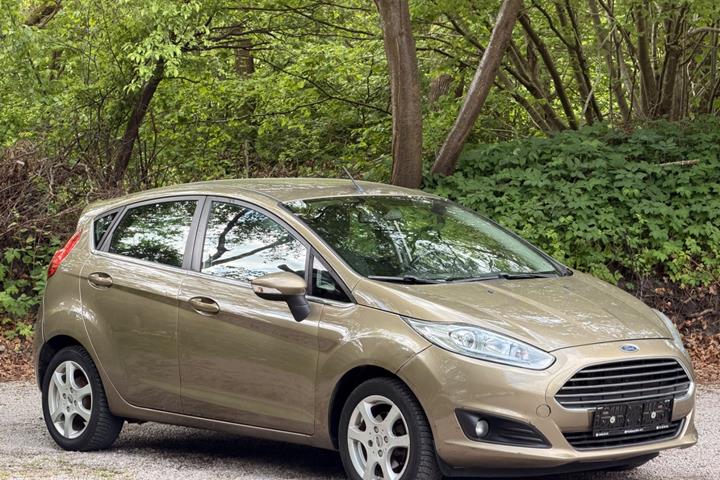 undefined Ford Fiesta fra 2013