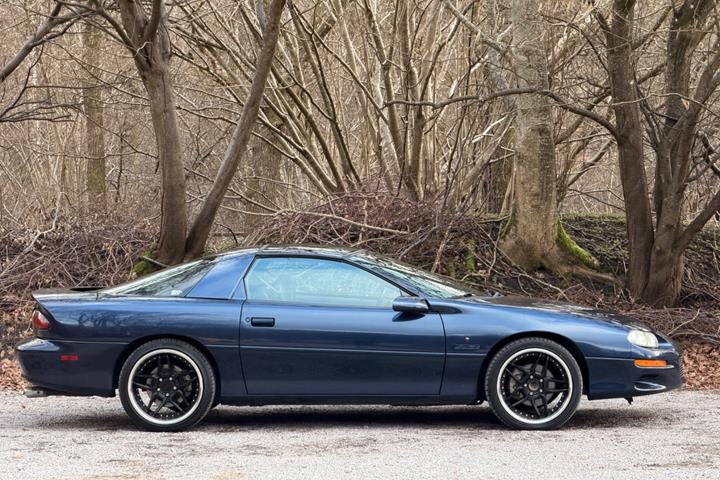 undefined Chevrolet Camaro fra 1998
