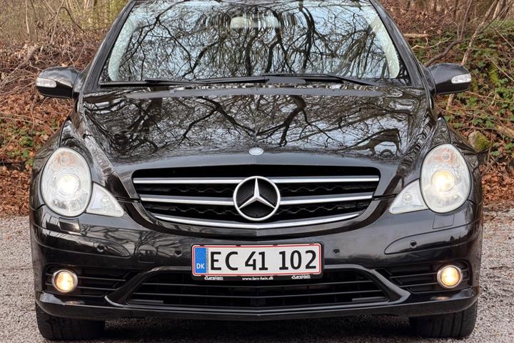 undefined Mercedes R350 fra 2010 set udefra