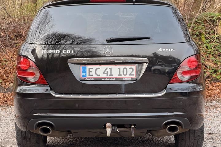 undefined Mercedes R350 fra 2010 set udefra