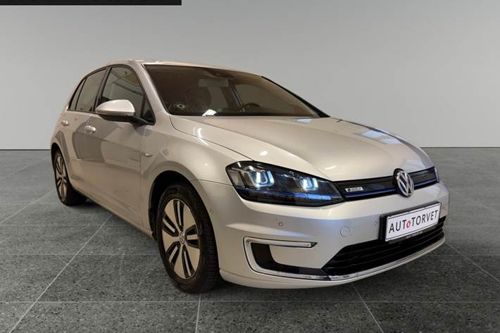 Sølv VW e-Golf VII fra 2015