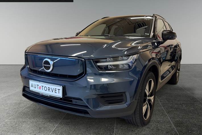 Blå Volvo XC40 fra 2022