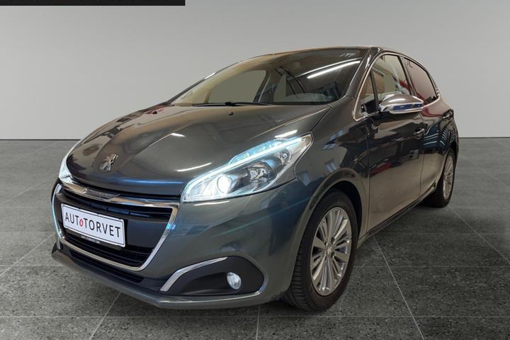 Grå Peugeot 208 fra 2016 set udefra
