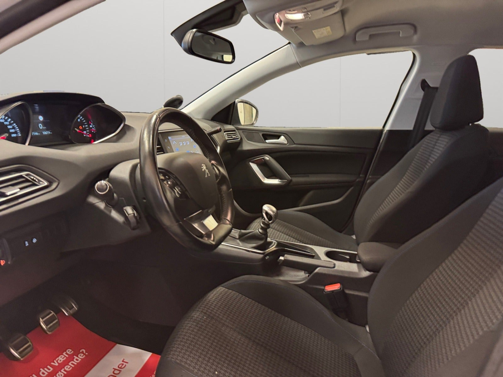 Hvid Peugeot 308 fra 2019