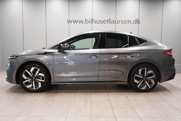 Grå Skoda Enyaq fra 2025