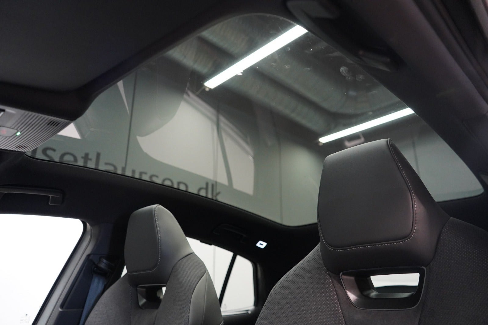Blå Skoda Enyaq fra 2026