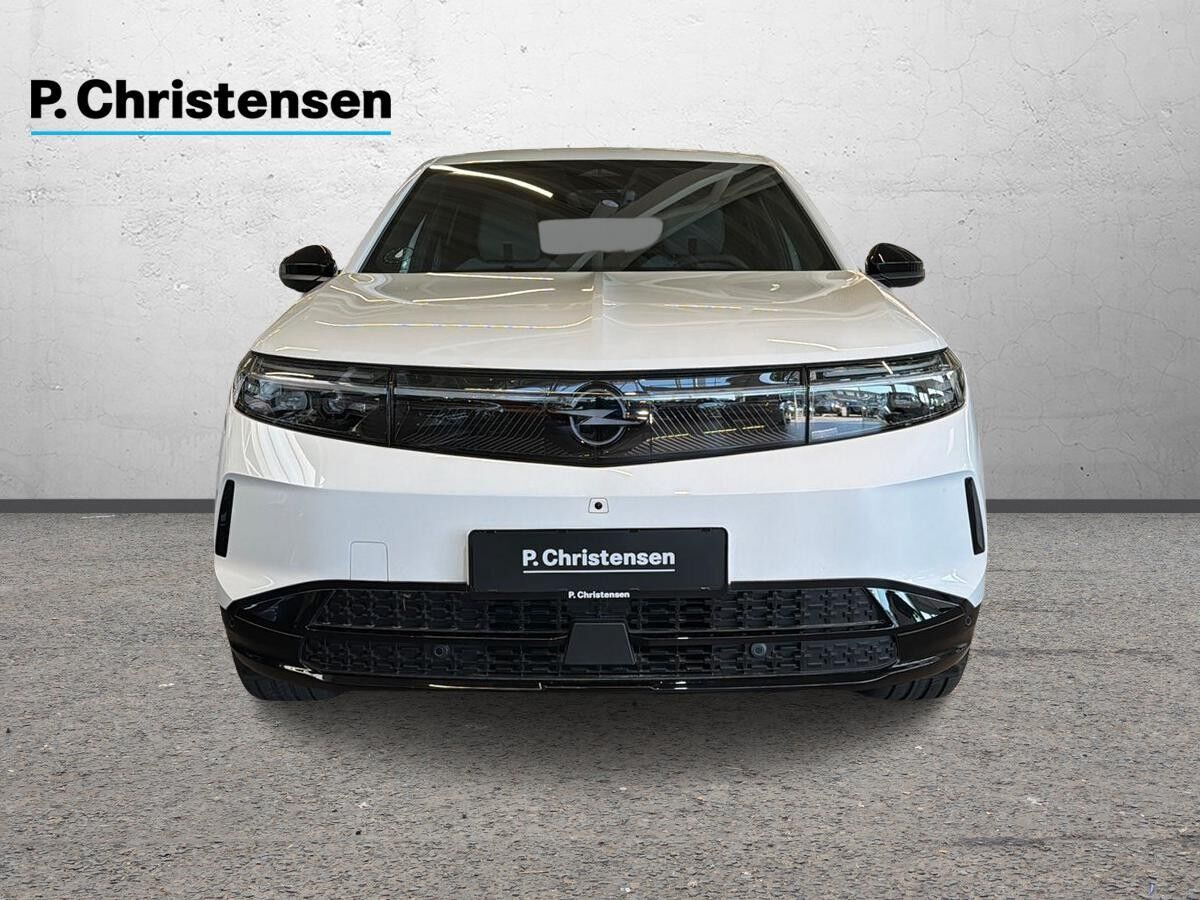 Hvid Opel Grandland-e fra 2025